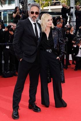M MontÃ e des marches du film Â La plus prÃ cieuse des marchandises Â lors du 77eme Festival International du Film de Cannes FrÃ dÃ ric Chaudier et sa femme Emmanuelle BÃ art MontÃ e des marches du film Â La plus prÃ cieuse des marchandises Â lors du 77eme Festival International du Film de Cannes, au Palais des Festivals Ã Cannes On may 24th 2024 Jacovides Moreau Bestimage Red carpet of the movie Â The most precious of cargoes Â during the 77th Cannes International Film Festival at the Palais des Festivals in Cannes, France On may 24th 2024 Cannes France  Copyright: xJACOVIDES-MOREAUx xBESTIMAGExJACOVIDES-MOREAUx xBESTIMAGEx