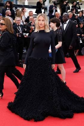 M MontÃ e des marches du film Â La plus prÃ cieuse des marchandises Â lors du 77eme Festival International du Film de Cannes Molly Mae Hague MontÃ e des marches du film Â La plus prÃ cieuse des marchandises Â lors du 77eme Festival International du Film de Cannes, au Palais des Festivals Ã Cannes Le 24 mai 2024 Jacovides Moreau Bestimage Red carpet of the movie Â The most precious of cargoes Â during the 77th Cannes International Film Festival at the Palais des Festivals in Cannes, France On may 24th 2024 Cannes France  Copyright: xJACOVIDES-MOREAUx xBESTIMAGExJACOVIDES-MOREAUx xBESTIMAGEx