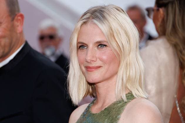 M MontÃ e des marches du film Â La plus prÃ cieuse des marchandises Â lors du 77eme Festival International du Film de Cannes MÃ lanie Laurent MontÃ e des marches du film Â La plus prÃ cieuse des marchandises Â lors du 77eme Festival International du Film de Cannes, au Palais des Festivals Ã Cannes Le 24 mai 2024 Jacovides Moreau Bestimage Red carpet of the movie Â The most precious of cargoes Â during the 77th Cannes International Film Festival at the Palais des Festivals in Cannes, France On may 24th 2024 Cannes France  Copyright: xJACOVIDES-MOREAUx xBESTIMAGExJACOVIDES-MOREAUx xBESTIMAGEx