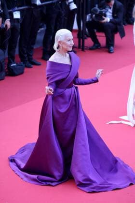 J MontÃ e des marches du film Â La plus prÃ cieuse des marchandises Â lors du 77eme Festival International du Film de Cannes Helen Mirren MontÃ e des marches du film Â La plus prÃ cieuse des marchandises Â lors du 77eme Festival International du Film de Cannes, au Palais des Festivals Ã Cannes Le 24 mai 2024 Jacovides Moreau Bestimage Red carpet of the movie Â The most precious of cargoes Â during the 77th Cannes International Film Festival at the Palais des Festivals in Cannes, France On may 24th 2024 Cannes France  Copyright: xJACOVIDES-MOREAUx xBESTIMAGExJACOVIDES-MOREAUx xBESTIMAGEx