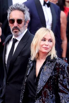 J MontÃ e des marches du film Â La plus prÃ cieuse des marchandises Â lors du 77eme Festival International du Film de Cannes FrÃ dÃ ric Chaudier et sa femme Emmanuelle BÃ art MontÃ e des marches du film Â La plus prÃ cieuse des marchandises Â lors du 77eme Festival International du Film de Cannes, au Palais des Festivals Ã Cannes On may 24th 2024 Jacovides Moreau Bestimage Red carpet of the movie Â The most precious of cargoes Â during the 77th Cannes International Film Festival at the Palais des Festivals in Cannes, France On may 24th 2024 Cannes France  Copyright: xJACOVIDES-MOREAUx xBESTIMAGExJACOVIDES-MOREAUx xBESTIMAGEx