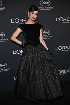 Cannes 2024 L Oreal Party Sofia Carson at the Light on Women?s Worth Award, held during the Diner du CinÃ ma de Demain by L Oreal during the 77th Cannes Film Festival in Cannes, France on May 24, 2024. Photo by Julien Reynaud APS-Medias ABACAPRESS.COM Cannes France  Copyright: xReynaudxJulien APS-Medias ABACAx