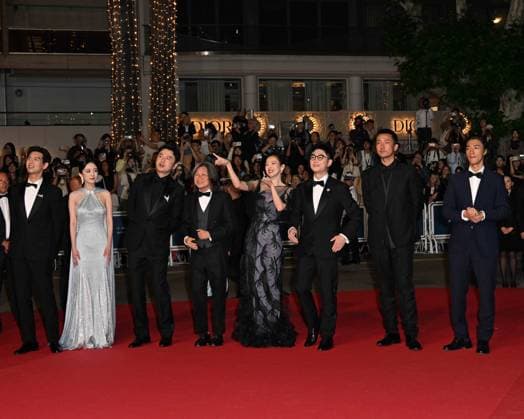 Cannes, 77th Cannes Film Festival 2024, red carpet film She s Got No Name In the photo: Yang Mi, Lei Jiayin, Peter Chan Ho-sun, Zhang Ziyi, Da Peng  Copyright: xManuelexMangiarottix xipa-agencyx xPoolxPhotoxEventsx03x IPA_Agency_IPA46503242