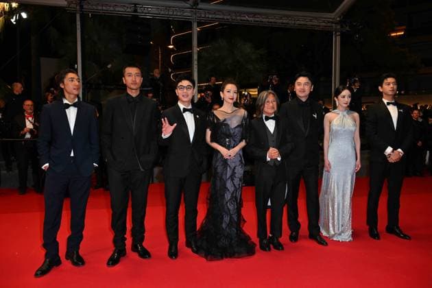 Cannes, 77th Cannes Film Festival 2024, red carpet film She s Got No Name In the photo: Yang Mi, Lei Jiayin, Peter Chan Ho-sun, Zhang Ziyi, Da Peng  Copyright: xManuelexMangiarottix xipa-agencyx xPoolxPhotoxEventsx03x IPA_Agency_IPA46503267