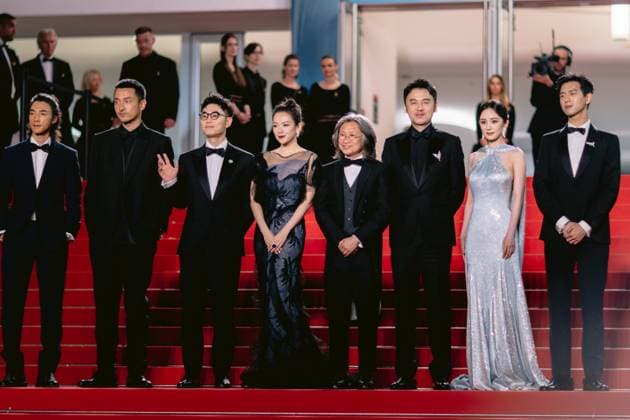 77th International Cannes Film Festival Red carpet 77eme Festival International du Film de Cannes Montee des marches du film She got No Name 305515 2024 05 24 Alpes Maritimes Cannes France Zhang, Ziyi Mi, Yang Chan, Peter Ho sun Jiayin, Lei  Copyright: xTerencexBaelenx STAR_305515_088