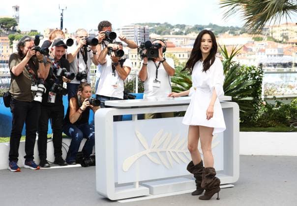 May 25, 2024, Cannes, Cote D azur, France: YANG MI poses during the She s Got No Name photocall at the 77th Annual Cannes Film Festival at Palais des Festivals in Cannes, France Cannes France - ZUMAc179 20240525_zep_c179_008 Copyright: xMickaelxChavetx