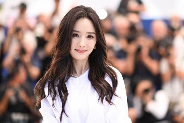 Cannes She s Got No Name Photocall Yang Mi attending the She s Got No Name Photocall as part of the 77th Cannes International Film Festival in Cannes, France on May 25, 2024. Photo by Aurore Marechal ABACAPRESS.COM Cannes France  Copyright: xMarechalxAurore ABACAx