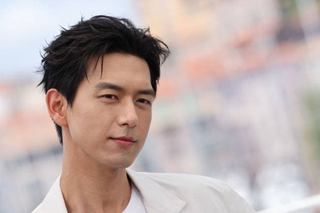 Cannes - She s Got No Name Photocall Li Xian attends the She s Got No Name Photocall at the 77th annual Cannes Film Festival at Palais des Festivals on May 25, 2024 in Cannes, France. Photo by Shootpix ABACAPRESS.COM Cannes France  Copyright: xShootpix ABACAx