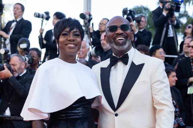 B MontÃ e des marches pour la cÃ rÃ monie de clÃ ture du 77eme Festival International du Film de Cannes au Palais des Festivals Ã Cannes Viola Davis et son mari Julius Tennon MontÃ e des marches pour la cÃ rÃ monie de clÃ ture du 77eme Festival International du Film de Cannes au Palais des Festivals Ã Cannes Le 25 mai 2024 Olivier Borde Bestimage Red carpet for the closing ceremony of the 77th Cannes International Film Festival at the Palais des Festivals in Cannes, France On may 25th 2024 Cannes France  Copyright: xOLIVIERxBORDEx xBESTIMAGExOLIVIERxBORDEx xBESTIMAGEx