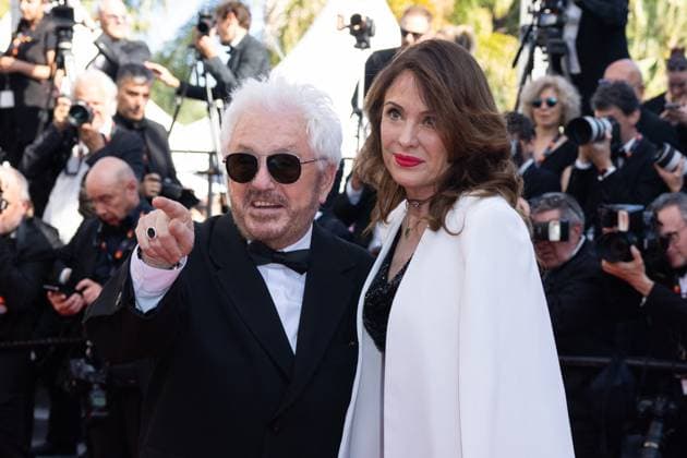 B MontÃ e des marches pour la cÃ rÃ monie de clÃ ture du 77eme Festival International du Film de Cannes au Palais des Festivals Ã Cannes Marc Cerrone et sa femme Jill MontÃ e des marches pour la cÃ rÃ monie de clÃ ture du 77eme Festival International du Film de Cannes au Palais des Festivals Ã Cannes Le 25 mai 2024 Olivier Borde Bestimage Red carpet for the closing ceremony of the 77th Cannes International Film Festival at the Palais des Festivals in Cannes, France On may 25th 2024 Cannes France  Copyright: xOLIVIERxBORDEx xBESTIMAGExOLIVIERxBORDEx xBESTIMAGEx