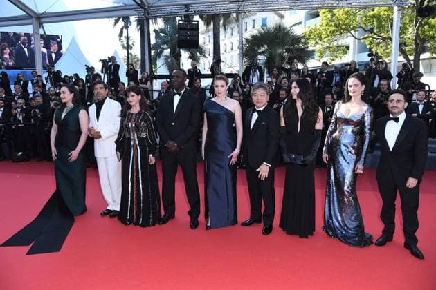 77th Cannes Film Festival 2024, Red carpet film She s Got No Name and Closing ceremony Cannes, 77th Cannes Film Festival 2024, Red carpet Closing ceremony In the photo: Lily Gladstone, Pierfrancesco Favino, Ebru Ceylan, Omar Sy, Greta Gerwig, Hirokazu Kore-eda, Nadine Labaki, Eva Green, Juan Antonio Bayona, Eva Green Cannes France  Copyright: xIPA ABACAx