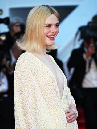 Cannes, 77th Cannes Film Festival 2024, Final Night, Red Carpet Closing Ceremony. Pictured: Elle Fanning  Copyright: xSimonexComix xipa-agency.netx xPoolxPhotoxEventsx03x IPA_Agency_IPA46527729