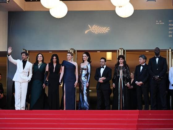 **Cannes, 77th Cannes Film Festival 2024, Final Night, Red Carpet Closing Ceremony. 77th Cannes Film Festival 2024, Final Night, Red Carpet Closing Ceremony. In the photo: the Jury Pierfrancesco Favino, Nadine Labaki, Lily Gladstone, President of the Jury Greta Gerwig, Juan Antonio Bayona, Eva Green, Omar Sy, Ebru Ceylan and Hirokazu Kore-eda Cannes France  Copyright: xIPA ABACAx