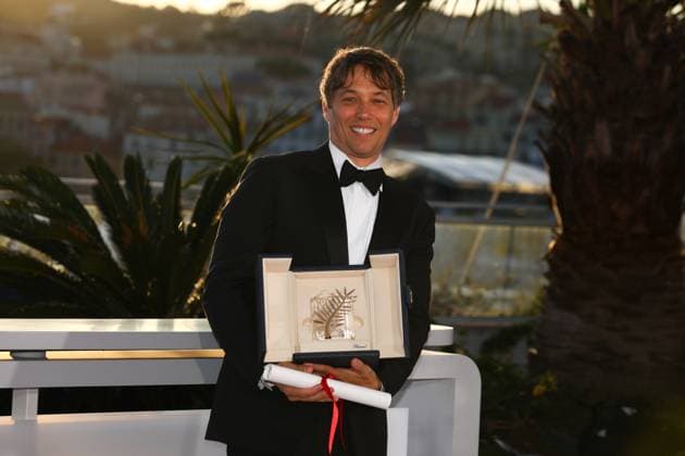 May 25, 2024, Cannes, Cote D azur, France: SEAN BAKER wins the Palme d Or and poses during Winners photocall at the 77th Annual Cannes Film Festival at Palais des Festivals in Cannes, France Cannes France - ZUMAc179 20240525_zep_c179_107 Copyright: xMickaelxChavetx