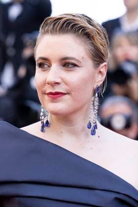 B MontÃ e des marches pour la cÃ rÃ monie de clÃ ture du 77eme Festival International du Film de Cannes au Palais des Festivals Ã Cannes Greta Gerwig MontÃ e des marches pour la cÃ rÃ monie de clÃ ture du 77eme Festival International du Film de Cannes au Palais des Festivals Ã Cannes On may 25th 2024 Olivier Borde Bestimage Red carpet for the closing ceremony of the 77th Cannes International Film Festival at the Palais des Festivals in Cannes, France On may 25th 2024 Cannes France  Copyright: xOLIVIERxBORDEx xBESTIMAGExOLIVIERxBORDEx xBESTIMAGEx