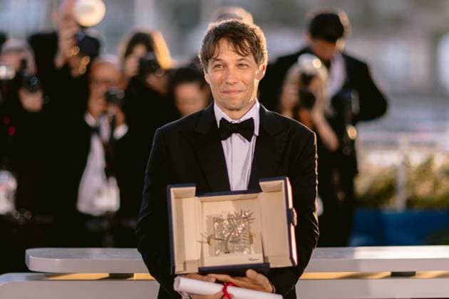 77eme Festival International du Film de Cannes Photocall des palmes et laureats 77th International Cannes Film Festival Photocall with winners 305537 2024 05 25 Alpes Maritimes Cannes France Baker, Sean  Copyright: xTerencexBaelenx STAR_305537_038