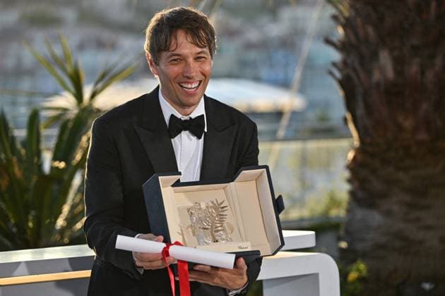 Cannes 2024 Winners Photocall Sean Baker at the Winners Photocall during the 77th Cannes Film Festival in Cannes, France on May 25, 2024. Photo by Julien Reynaud APS-Medias ABACAPRESS.COM Cannes France  Copyright: xReynaudxJulien APS-Medias ABACAx