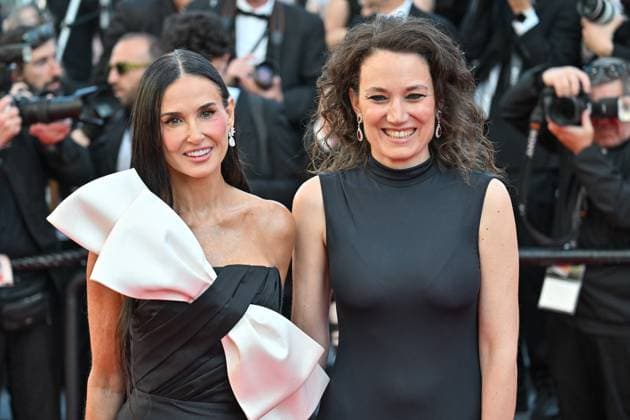 Cannes 2024 Closing Ceremony Demi Moore, Coralie Fargeat at the Closing Ceremony during the 77th Cannes Film Festival in Cannes, France on May 25, 2024. Photo by Julien Reynaud APS-Medias ABACAPRESS.COM Cannes France  Copyright: xReynaudxJulien APS-Medias ABACAx