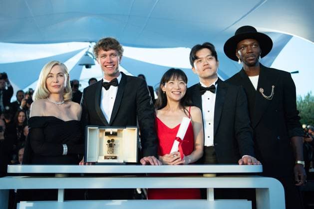 Cannes Winners Photocall Chiang Wei Liang and You Qiao Yin pose with the Special Mention Camera d Or Award for Mongrel , Halfdan Ullmann Tondel poses with the Camera d Or Award for Armand next to Camera d Or Jury Co-Presidents Baloji and Emmanuelle Beart during the Winners Photocall as part of the 77th Cannes International Film Festival in Cannes, France on May 25, 2024. Photo by Aurore Marechal ABACAPRESS.COM Cannes France  Copyright: xMarechalxAurore ABACAx