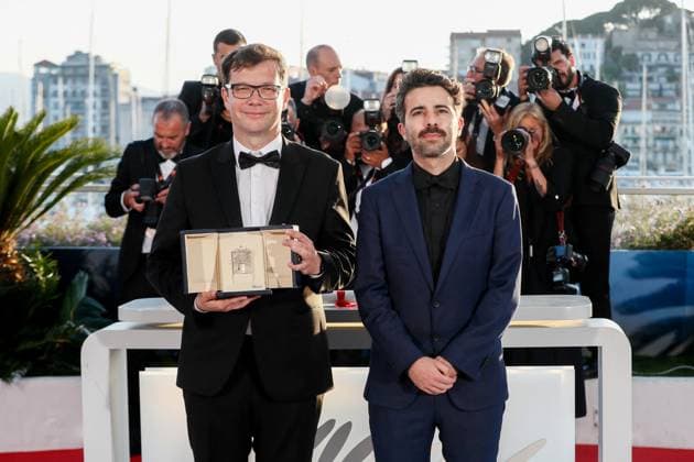 Photocall of the awards winners of the 77th Cannes International Film Festival at the Palais des Festivals Ã Cannes Nebojsa Slijepcevic Palme d?or du court métrage pour Â The man who could not remain silent Â Â L?Homme qui ne se tait pas Â Photocall of the awards winners of the 77th Cannes International Film Festival at the Palais des Festivals in Cannes On may 25th 2024 Christophe Clovis Bestimage Photocall of the awards winners of the 77th Cannes International Film Festival at the Palais des Festivals in Cannes, France On may 25th 2024 Cannes France  Copyright: xChristophexClovisx xBestimagexChristophexClovisx xBestimagex