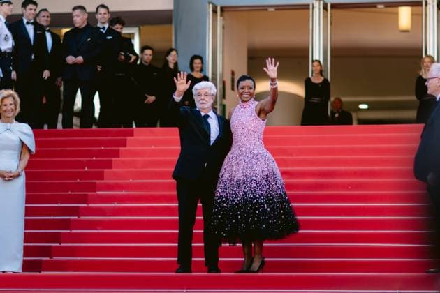 77eme Festival International du Film de Cannes Montee des marches de cloture 77th International Cannes Film Festival Closing Red Carpet 305539 2024 05 25 Alpes Maritimes Cannes France Lucas, George Hobson, Mellody  Copyright: xTerencexBaelenx STAR_305539_054