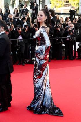 CC MontÃ e des marches pour la cÃ rÃ monie de clÃ ture du 77eme Festival International du Film de Cannes au Palais des Festivals Ã Cannes Eva Green MontÃ e des marches pour la cÃ rÃ monie de clÃ ture du 77eme Festival International du Film de Cannes au Palais des Festivals Ã Cannes On may 25th 2024 Christophe Clovis Bestimage Red carpet for the closing ceremony of the 77th Cannes International Film Festival at the Palais des Festivals in Cannes, France On may 25th 2024 Cannes France  Copyright: xChristophexClovisx xBestimagexChristophexClovisx xBestimagex