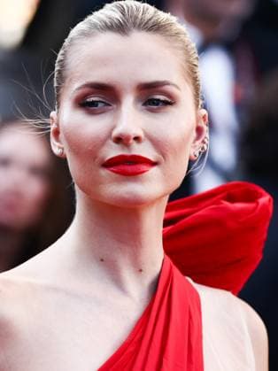May 25, 2024, Cannes, France: Lena Gercke attends the Red Carpet of the closing ceremony at the 77th annual Cannes Film Festival at Palais des Festivals on May 25, 2024 in Cannes, France. Cannes France - ZUMAz156 20240525_zip_z156_072 Copyright: xBeataxZawrzelx