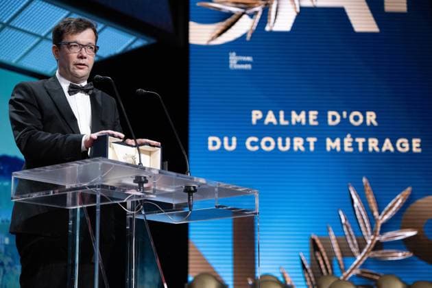 Annual Cannes Film Festival - Closing Ceremony - Cannes DN Nebojsa Slijepcevic receives the Short Film Palme D Or Award for The Man Who Could Not Remain Silent presented by President of the Short Films Jury Lubna Azabal during the Closing Ceremony at the 77th annual Cannes Film Festival at Palais des Festivals on May 25, 2024 in Cannes, France. Photo by David NIVIERE ABACAPRESS.COM CANNES France  Copyright: xNivierexDavid ABACAPRESS.COMx