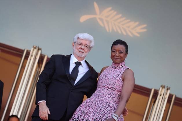 J MontÃ e des marches pour la cÃ rÃ monie de clÃ ture du 77eme Festival International du Film de Cannes au Palais des Festivals Ã Cannes George Lucas and his wife Mellody Hobson MontÃ e des marches pour la cÃ rÃ monie de clÃ ture du 77eme Festival International du Film de Cannes au Palais des Festivals Ã Cannes On may 25th 2024 Jacovides Moreau Bestimage Red carpet for the closing ceremony of the 77th Cannes International Film Festival at the Palais des Festivals in Cannes, France On may 25th 2024 Cannes France  Copyright: xJACOVIDES-MOREAUx xBESTIMAGExJACOVIDES-MOREAUx xBESTIMAGEx
