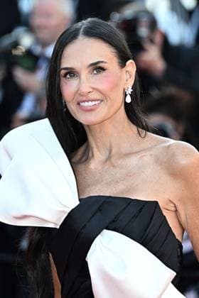 Annual Cannes Film Festival - Closing Ceremony - Cannes DN Demi Moore attends the Red Carpet of the closing ceremony at the 77th annual Cannes Film Festival at Palais des Festivals on May 25, 2024 in Cannes, France. Photo by David NIVIERE ABACAPRESS.COM CANNES France  Copyright: xNivierexDavid ABACAPRESS.COMx