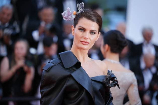Cannes Closing Ceremony DB Isabeli Fontana attending the Red Carpet of the closing ceremony at the 77th annual Cannes Film Festival at Palais des Festivals on May 25, 2024 in Cannes, France. Photo by David Boyer ABACAPRESS.COM Cannes France  Copyright: xBoyerxDavid ABACAx