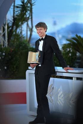 Cannes - Winners Photocall during the Palme D Or Winners Photocall at the 77th annual Cannes Film Festival at Palais des Festivals on May 25, 2024 in Cannes, France. Photo by Franck Castel ABACAPRESS.COM Cannes France  Copyright: xCastelxFranck ABACAx