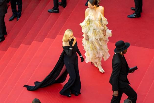 Cannes - Closing Ceremony Arrivals Emmanuelle Beart attends the Red Carpet of the closing ceremony at the 77th annual Cannes Film Festival at Palais des Festivals on May 25, 2024 in Cannes, France. Photo by Cyril Chateau ABACAPRESS.COM Cannes France  Copyright: xChateauxCyril ABACAx