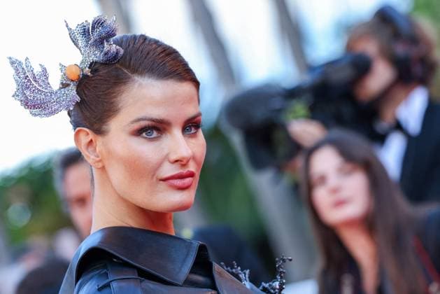 Cannes - Closing Ceremony Arrivals Isabeli Fontana attends the Red Carpet of the closing ceremony at the 77th annual Cannes Film Festival at Palais des Festivals on May 25, 2024 in Cannes, France. Photo by Shootpix ABACAPRESS.COM Cannes France  Copyright: xShootpix ABACAx