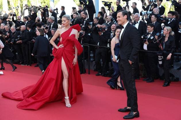 Cannes - Closing Ceremony Arrivals Wincent Weiss and Lena Gercke attend the Red Carpet of the closing ceremony at the 77th annual Cannes Film Festival at Palais des Festivals on May 25, 2024 in Cannes, France. Photo by Shootpix ABACAPRESS.COM Cannes France  Copyright: xShootpix ABACAx