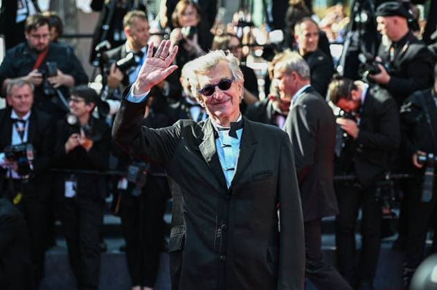 News - Closing Ceremony - The 77th Annual Cannes Film Festival Wim Wenders attends the Red Carpet of the closing ceremony at the 77th annual Cannes Film Festival at Palais des Festivals on May 24, 2024 in Cannes, France. Cannes Palais des Festival France Copyright: xStefanosxKyriazisx xLiveMediax LPN_1373240