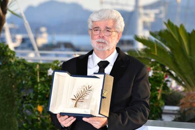 George Lucas with the Honorary Golden Palm for his Lifetime Achievement at the Photocall with the award winners at the Festival de Cannes 2024 77 Cannes International Film Festival at the Palais des Festivals Cannes, 25 05 2024 Foto:xD.xBedrosianx xFuturexImagex preistraeger_4579