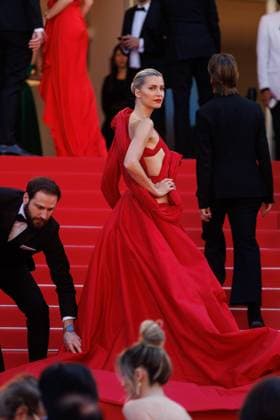 Festival de Cannes Red Carpet Closing Carpet Lena Gercke at the Closing Ceremony of the 77 Cannes International Film Festival on 25 05 2024 Copyright: xEventpressxKochanx