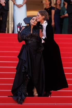 Festival de Cannes Red Carpet Closing Carpet Asmae El Moudir and Vicky Krieps at the Closing Ceremony of the 77 Cannes International Film Festival on 25 05 2024 Copyright: xEventpressxKochanx