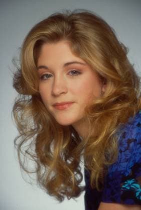STEP BY STEP, Staci Keanan, 1991-98. photo: Mario Casilli TV Guide courtesy Everett CollectionTSDSTBY EC015 PUBLICATIONXNOTxINxCANxCHNxFRAxITAxJPNxNORxPOLxRUSxESPxUKxUSA Copyright: xx TSDSTBY EC015 TSDSTBY_EC015_H