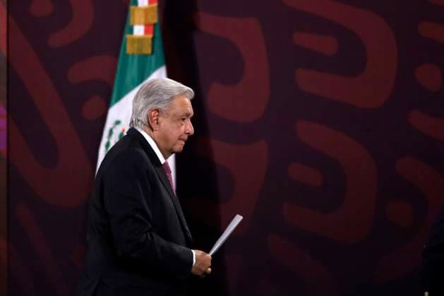 Mexico s President. Andres Manuel Lopez Obrador, leaves after speak about the election day, invited citizens to cast their vote, during a briefing conference at National Palace. Mexico City Mexico - ZUMAe321 20240527_zia_e321_014 Copyright: xLuisxBarronx