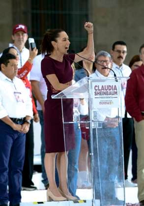 May 29, 2024, Mexico City, Mexico City, Mexico: The candidate for the presidency of Mexico, of the Let s Keep Making History coalition, Claudia Sheinbaum, during the closing of her campaign, in front of the National Palace, in the ZoÂ³calo of Mexico City before thousands of people ahead of the elections on the 2nd of June. Mexico City Mexico - ZUMAn296 20240529_zip_n296_022 Copyright: xJorgexNunezx
