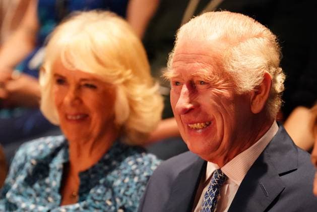 Entertainment Themen der Woche KW22 Entertainment Bilder des Tages . 29 05 2024. London, United Kingdom. King Charles III and Queen Camilla during a visit at the Royal Academy of Dramatic Art (RADA) in London.  xPoolx xi-Imagesx IIM-25260-0015