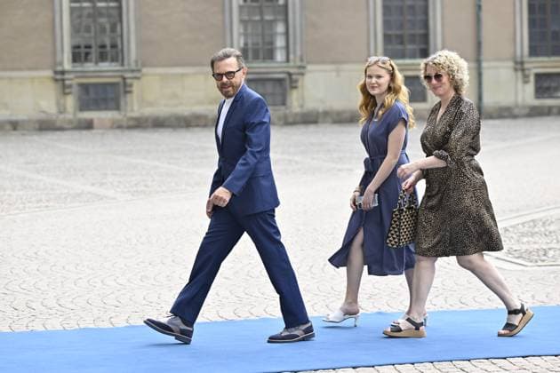 Björn Ulvaeus arriving with Christina Sas at the Royal Palace in Stockholm to receive the Vasa Order from King Carl XVI Gustaf for very outstanding efforts in Swedish and international music life Stockholm, Sweden on May 31, 2024 STOCKHOLM SWEDEN x10060x  Copyright: xHenrikxMontgomery TTx SWEDISH ROYAL ORDERS g8Q1RUI-yJM