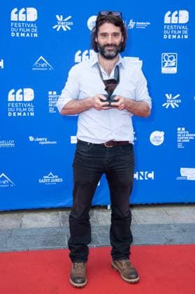 Vierzon Winners Photocall Vincent Cappello posing with his Honorable Mention Award for the movie Nouveau Monde during the Winners Photocall as part of the Festival du Film de Demain in Vierzon, France on June 02, 2024. Photo by Aurore Marechal ABACAPRESS.COM Vierzon France  Copyright: xMarechalxAurore ABACAx