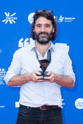 Vierzon Winners Photocall Vincent Cappello posing with his Honorable Mention Award for the movie Nouveau Monde during the Winners Photocall as part of the Festival du Film de Demain in Vierzon, France on June 02, 2024. Photo by Aurore Marechal ABACAPRESS.COM Vierzon France  Copyright: xMarechalxAurore ABACAx
