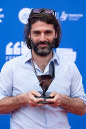 Vierzon Winners Photocall Vincent Cappello posing with his Honorable Mention Award for the movie Nouveau Monde during the Winners Photocall as part of the Festival du Film de Demain in Vierzon, France on June 02, 2024. Photo by Aurore Marechal ABACAPRESS.COM Vierzon France  Copyright: xMarechalxAurore ABACAx