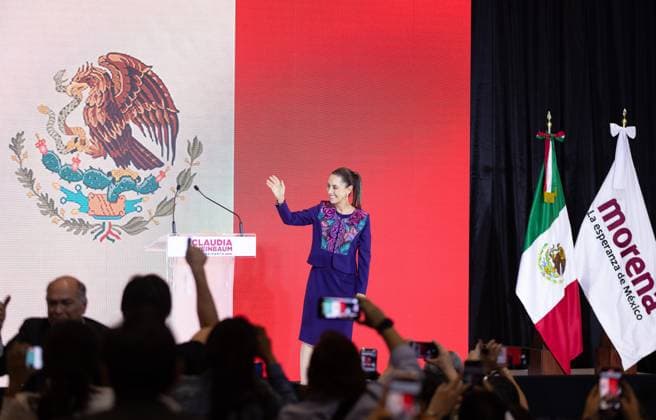 (240603) -- MEXICO CITY, June 3, 2024 -- Claudia Sheinbaum waves to audience in Mexico City, Mexico, June 3, 2024. Mexican climate scientist and former Mexico City mayor Claudia Sheinbaum celebrated her victory in Sunday s presidential elections as the candidate of the Let s Keep Making History coalition. Sheinbaum delivered an acceptance speech in the wee hours of Monday morning after the National Electoral Institute issued the results of its rapid count. Preliminary results showed that she won with between 58.3 percent and 60.7 percent of the votes. ) MEXICO-MEXICO CITY-GENERAL ELECTIONS-CLAUDIA SHEINBAUM-ELECTED LixMengxin 