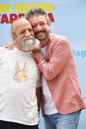 Bilder des Jahres 2024, Entertainment 06 Juni Entertainment Themen der Woche KW23 Entertainment Bilder des Tages Rome, Italy: Rome: House of Cinema. Photocall film My kingdom for a butterfly . In the photo: Giobbe Covatta and Sergio Assisi Rome Italy  - ZUMAp169 20240603_zea_p169_439 Copyright: xMaurizioxD Avanzox