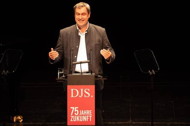 News Themen der Woche KW23 News Bilder des Tages Festakt 75 Jahre Deutsche Journalistenschule , Grußwort Ministerpräsident Markus Söder, München, 3. Juni 2024 Deutschland, München, 3. Juni 2024, Festakt 75 Jahre Deutsche Journalistenschule , Grußwort des Bayerischen Ministerpräsidenten Markus Söder, Jubiläum, Journalismus, Medien, Bayern, *** Ceremony 75 years of the German School of Journalism , Greeting by Bavarian Prime Minister Markus Söder, Munich, June 3, 2024 Germany, Munich, June 3, 2024, Ceremony 75 years of the German School of Journalism , Greeting by Bavarian Prime Minister Markus Söder, Anniversary, Journalism, Media, Bavaria,